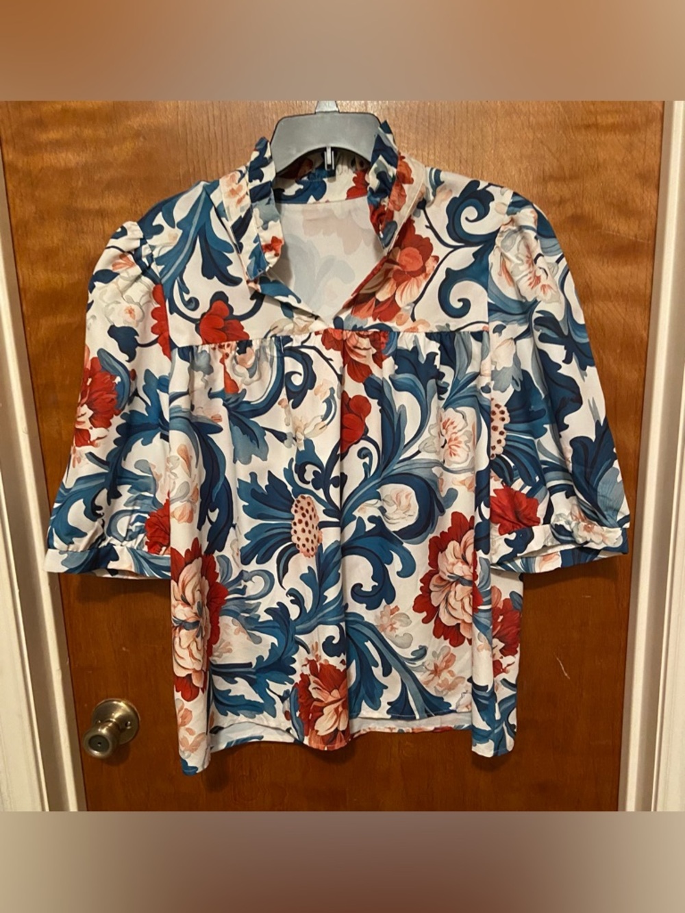 SHEIN Floral Print Top